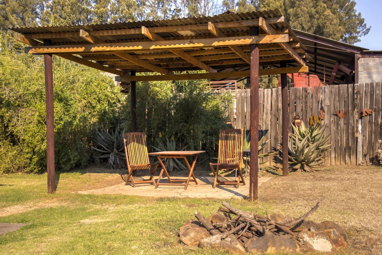 Drakensberg Bush Lodge And Backpackers Winterton Exterior foto