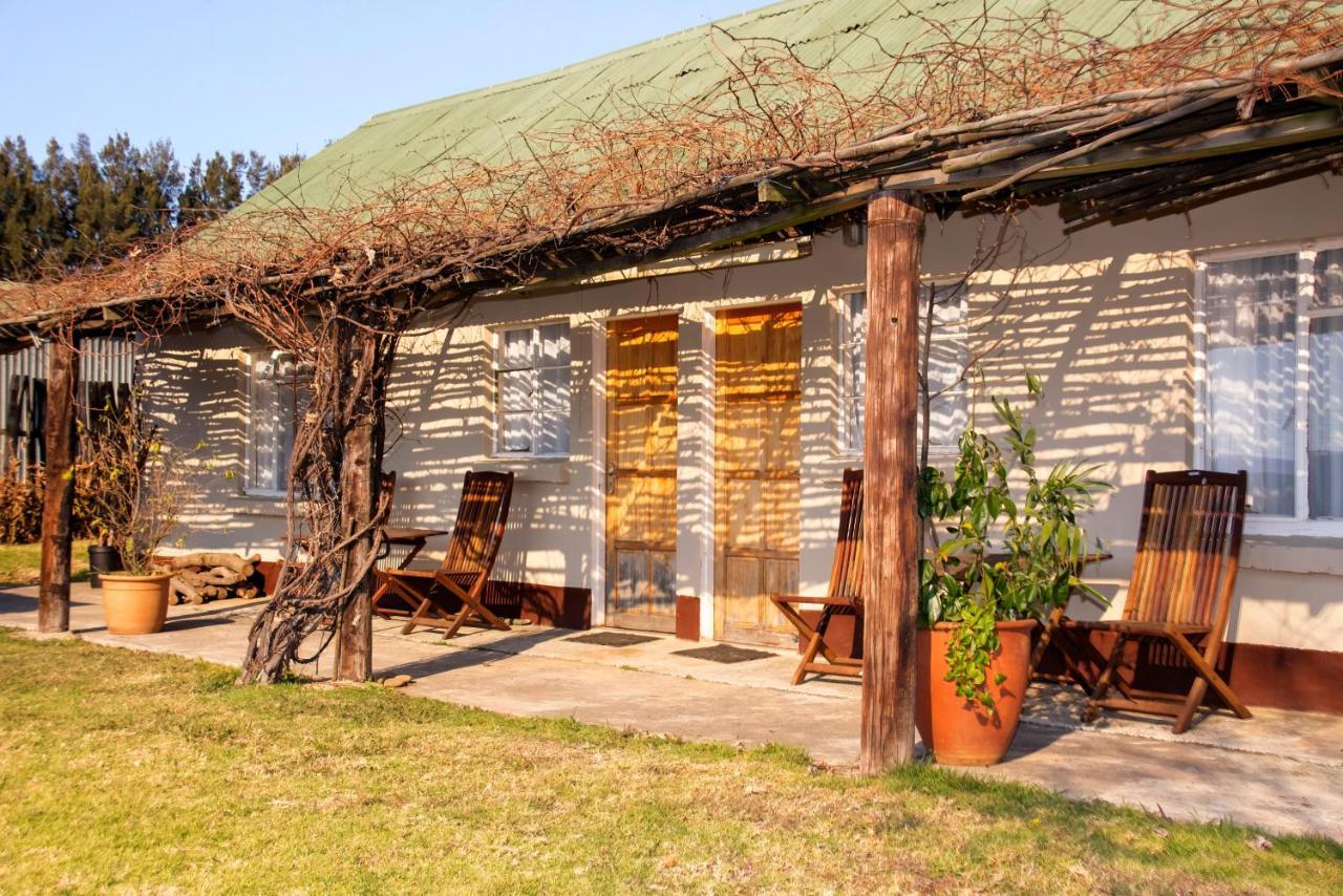 Drakensberg Bush Lodge And Backpackers Winterton Exterior foto